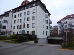 Tiefgarage der Wohnanlage Hermelinstraße und Hermelinplatz in Leipzig mit instand gesetzten Betonbauteilen und Fahrflächen